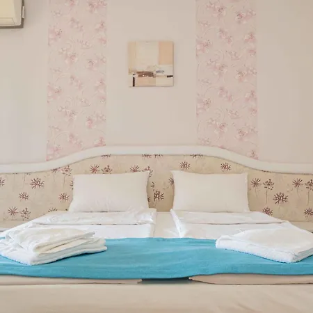 Хотел Първа Линия Хотел С Адрес К-С Реджина Маре Царево Царево