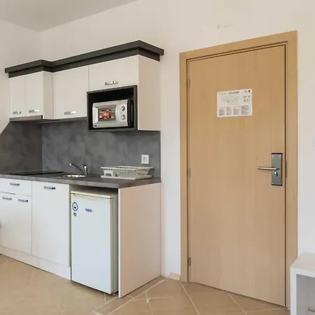 Първа Линия Хотел С Адрес К-С Реджина Маре Царево