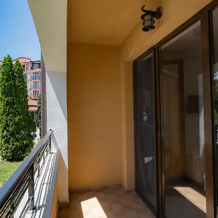 Първа Линия Хотел С Адрес К-С Реджина Маре Царево Отель