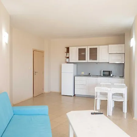 Първа Линия Хотел С Адрес К-С Реджина Маре Царево Отель