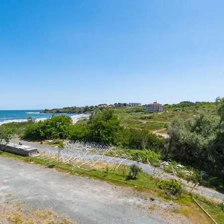 Отель Първа Линия Хотел С Адрес К-С Реджина Маре Царево 3*