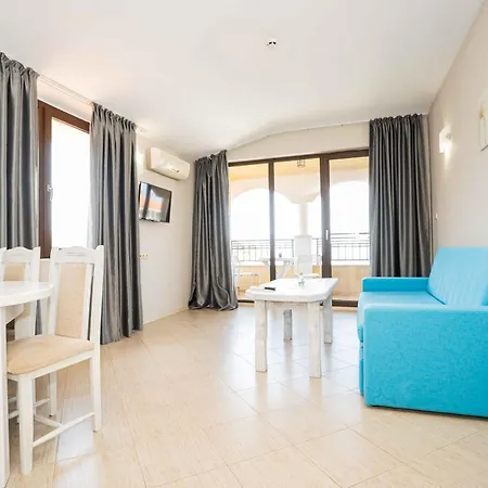 Първа Линия Хотел С Адрес К-С Реджина Маре Царево 3*