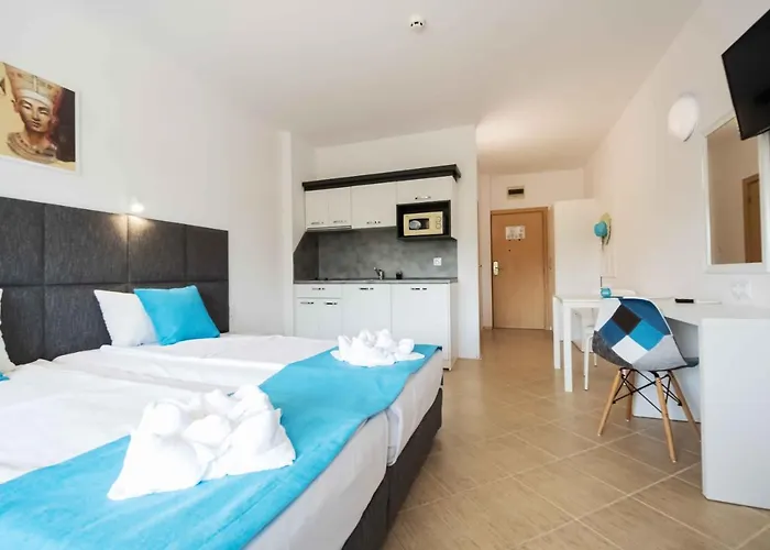 Първа Линия Хотел С Адрес К-С Реджина Маре Царево 3*