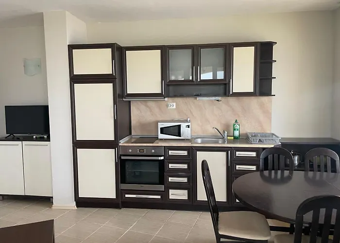 Първа Линия Хотел С Адрес К-С Реджина Маре Царево 3*