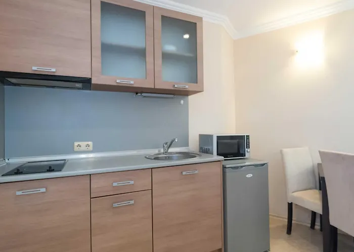 Първа Линия Хотел С Адрес К-С Реджина Маре Царево Царево