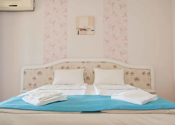 Хотел Първа Линия Хотел С Адрес К-С Реджина Маре Царево Царево