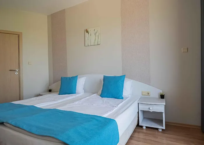 Първа Линия Хотел С Адрес К-С Реджина Маре Царево