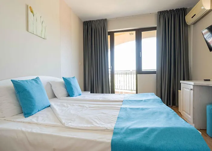 Хотел Първа Линия Хотел С Адрес К-С Реджина Маре Царево