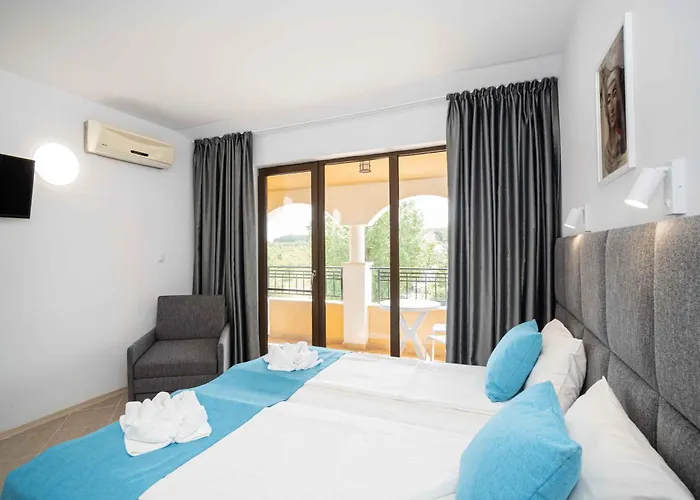 Хотел Първа Линия Хотел С Адрес К-С Реджина Маре Царево Царево