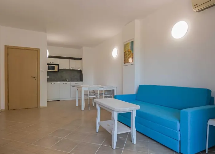 Първа Линия Хотел С Адрес К-С Реджина Маре Царево 3*