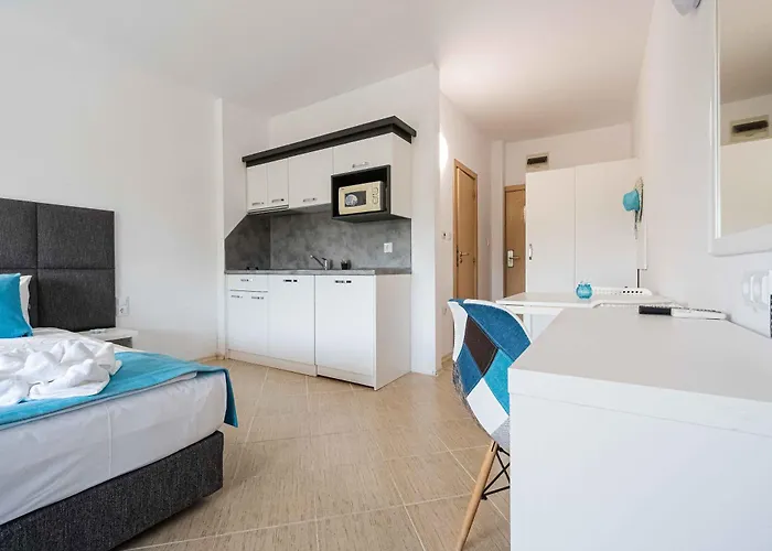 Първа Линия Хотел С Адрес К-С Реджина Маре Царево Царево