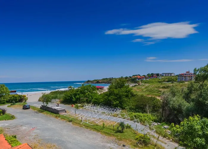 Първа Линия Хотел С Адрес К-С Реджина Маре Царево Хотел 3*